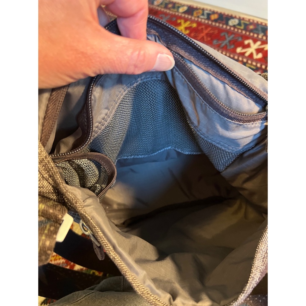 Keen Gray Textured Crossbody Messenger Bag Adjustable Patterned Strap Women - Picture 10 of 12